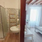 Donna Raffaela לינה וארוחת בוקר Tertenìa