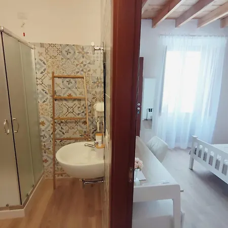 Donna Raffaela Bed & Breakfast Tertenia